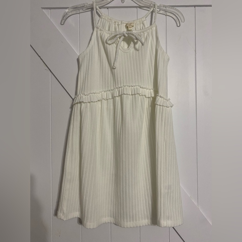 Cream Sleeveless Girls Dress Size Lg